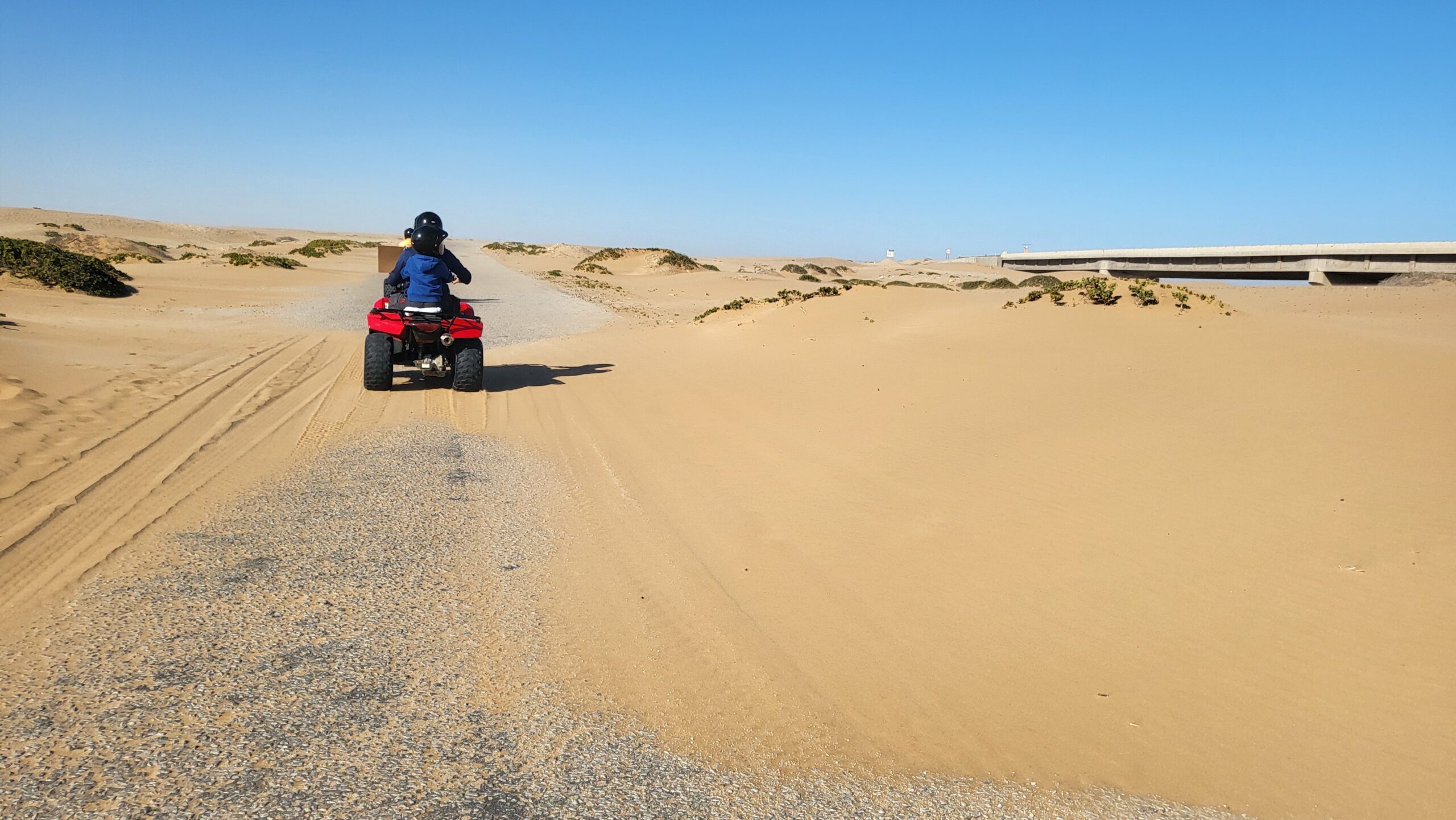 quad dans le désert NAMIBIE